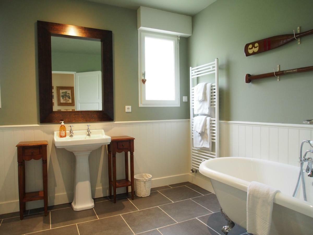 La Villa A Chateau Franc-Daut Sleeps 6 Saint-Magne-de-Castillon Bagian luar foto