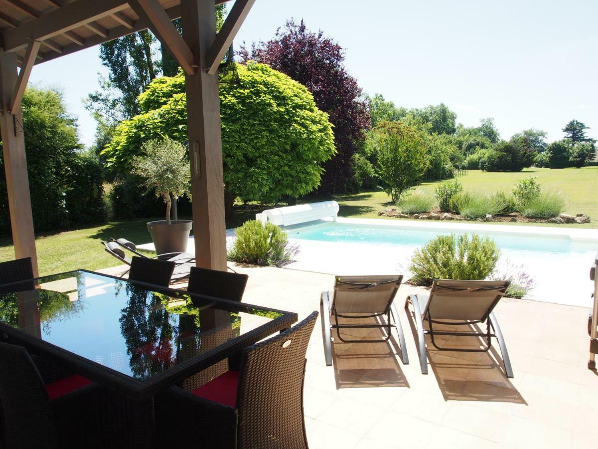 La Villa A Chateau Franc-Daut Sleeps 6 Saint-Magne-de-Castillon Bagian luar foto