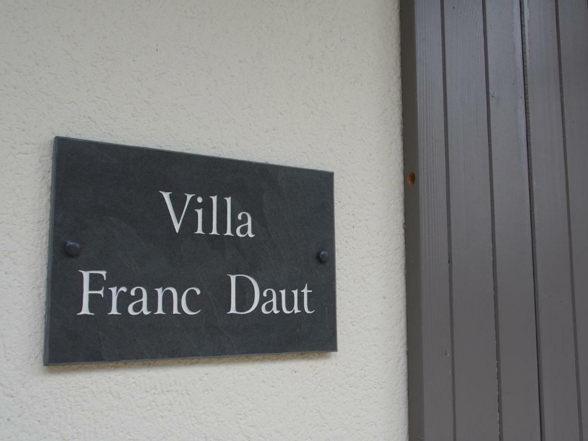 La Villa A Chateau Franc-Daut Sleeps 6 Saint-Magne-de-Castillon Bagian luar foto